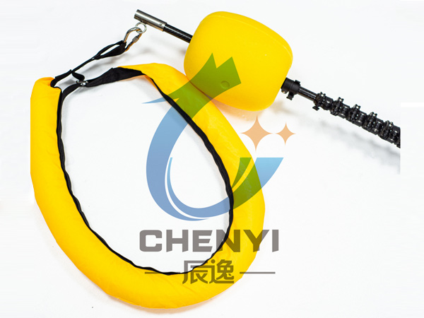 Telescopic rescue pole