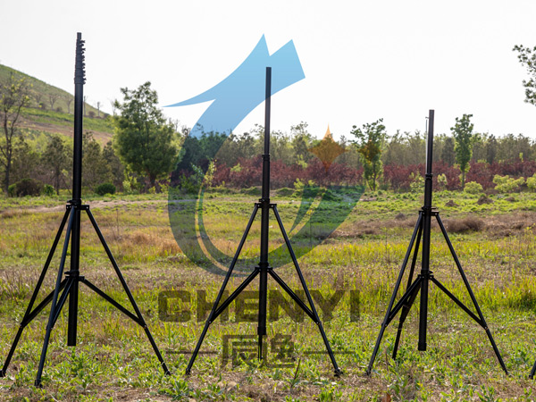 Carbon fiber tripod
